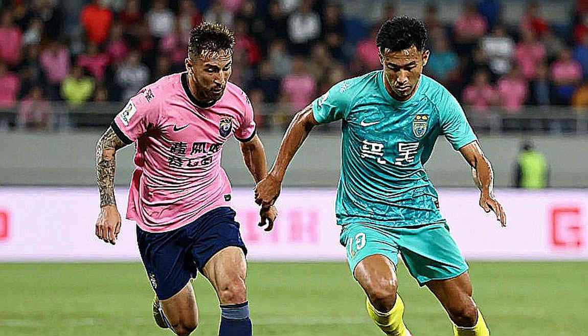 উত্তরের রাজা: হালান্ডের গোল-দৌড়ে পেছনে ইব্রাহিমোভিচ